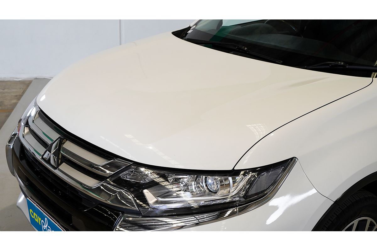 2017 Mitsubishi Outlander LS Safety Pack ZK