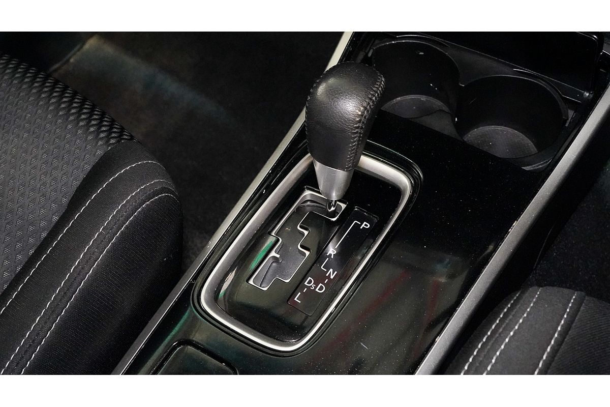 2017 Mitsubishi Outlander LS Safety Pack ZK
