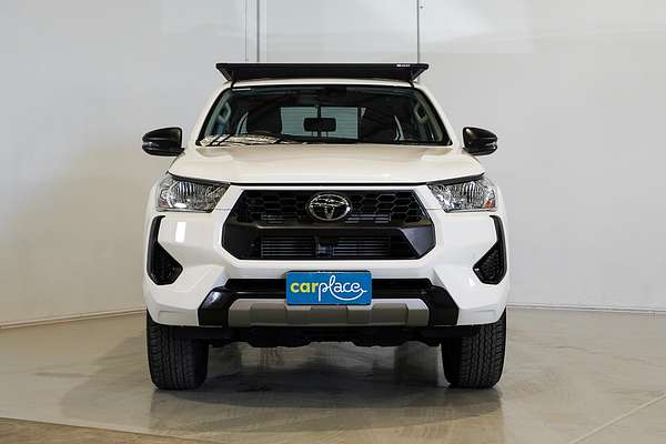2024 Toyota Hilux SR5 48V GUN126R 4X4
