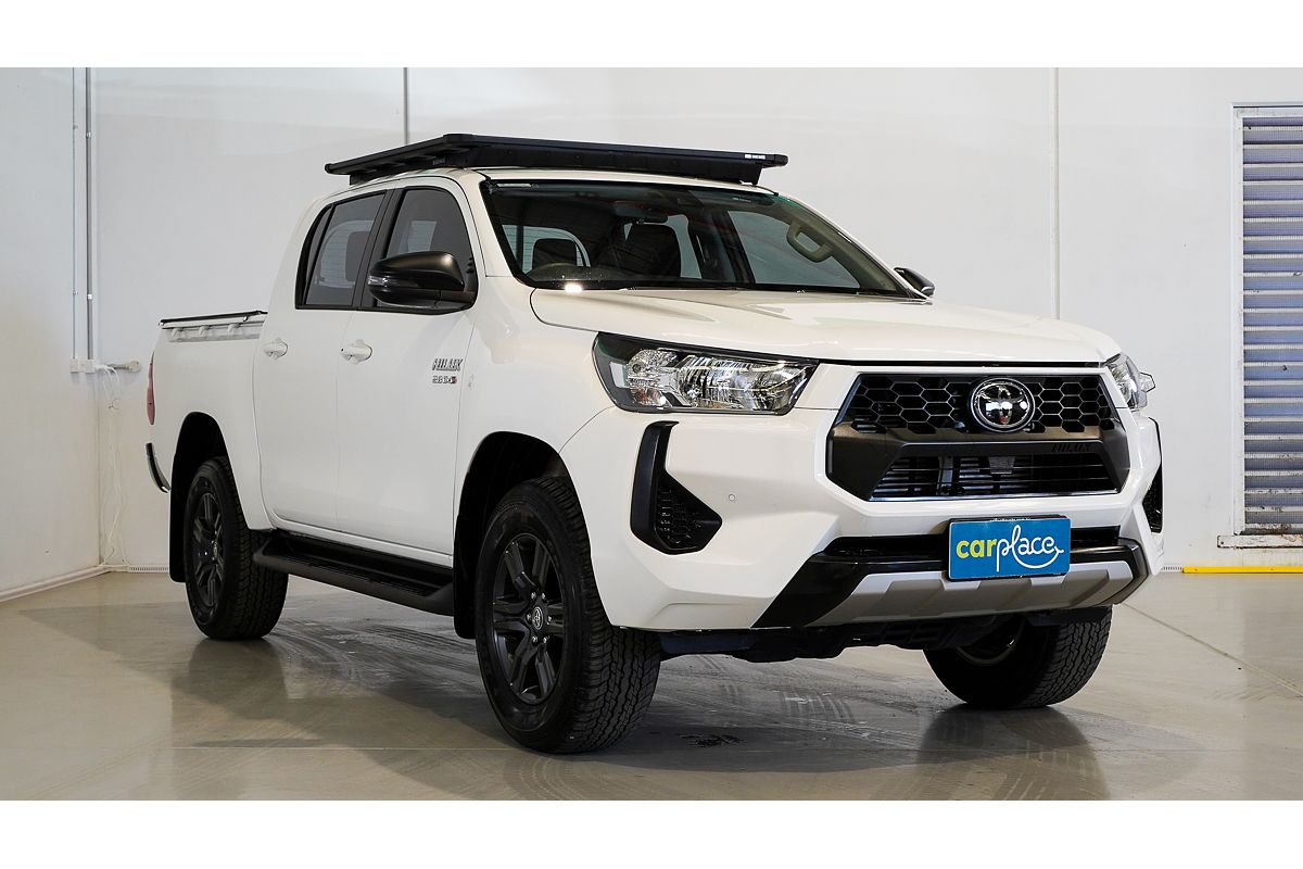 2024 Toyota Hilux SR5 48V GUN126R 4X4