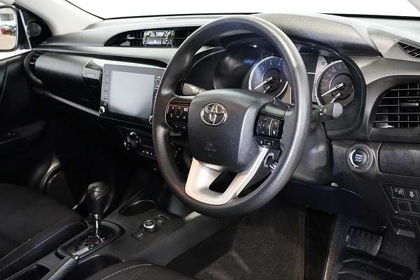 2024 Toyota Hilux SR5 48V GUN126R 4X4