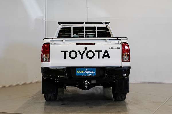 2024 Toyota Hilux SR5 48V GUN126R 4X4
