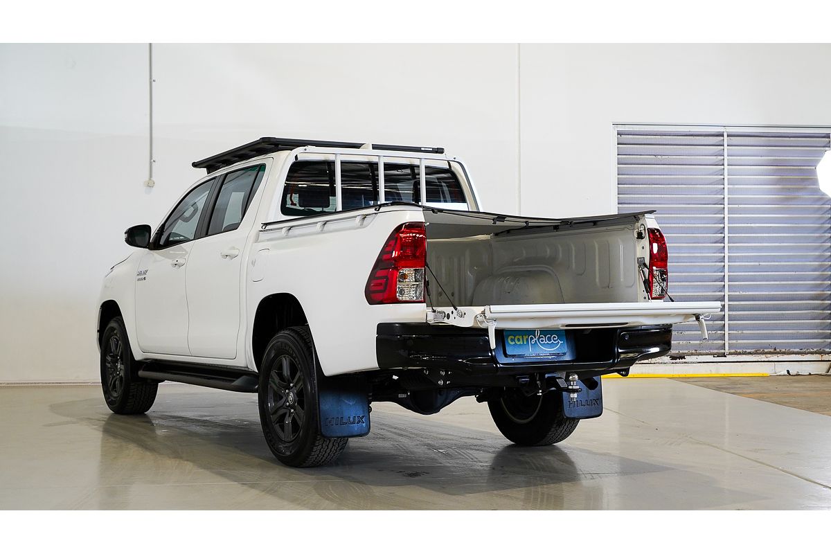 2024 Toyota Hilux SR5 48V GUN126R 4X4