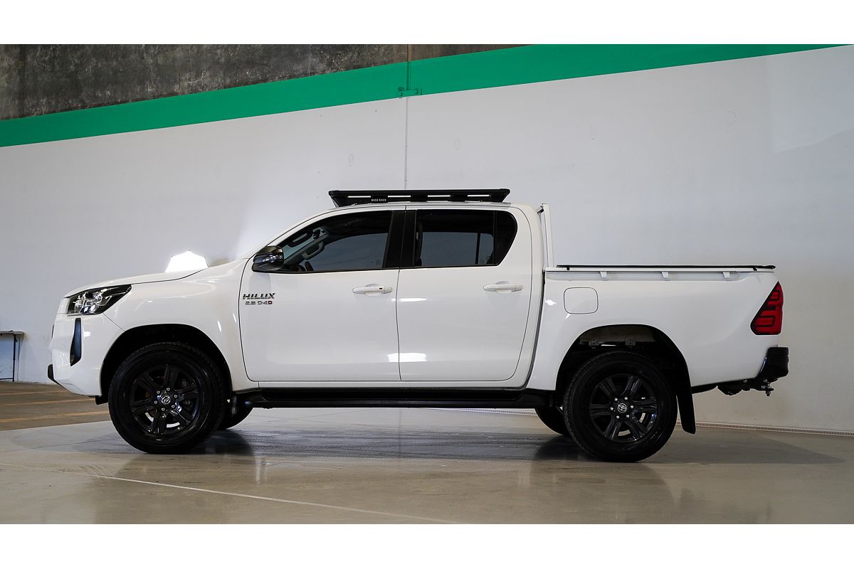 2024 Toyota Hilux SR5 48V GUN126R 4X4