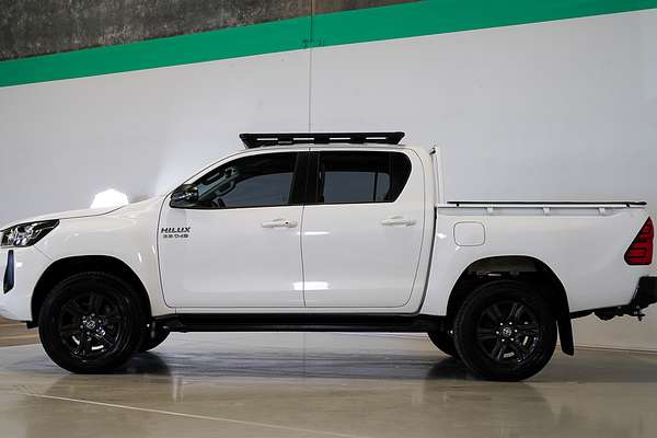 2024 Toyota Hilux SR5 48V GUN126R 4X4