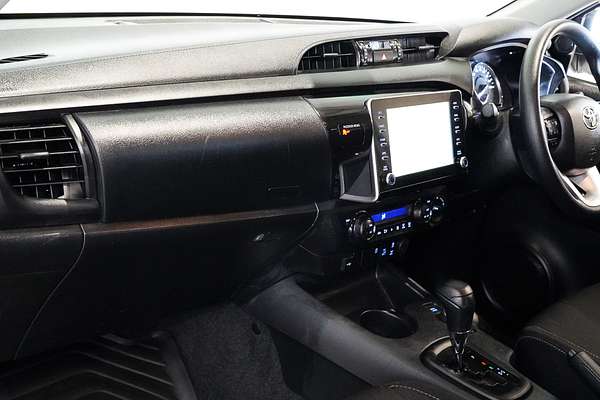 2024 Toyota Hilux SR5 48V GUN126R 4X4