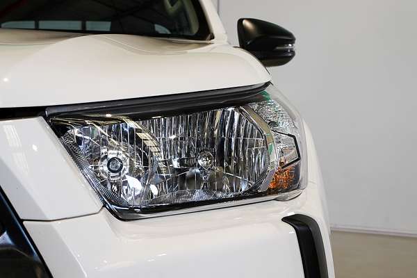 2024 Toyota Hilux SR5 48V GUN126R 4X4
