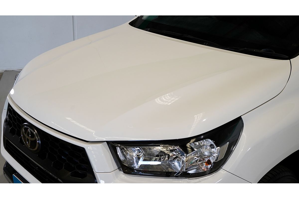 2024 Toyota Hilux SR5 48V GUN126R 4X4