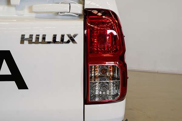 2024 Toyota Hilux SR5 48V GUN126R 4X4