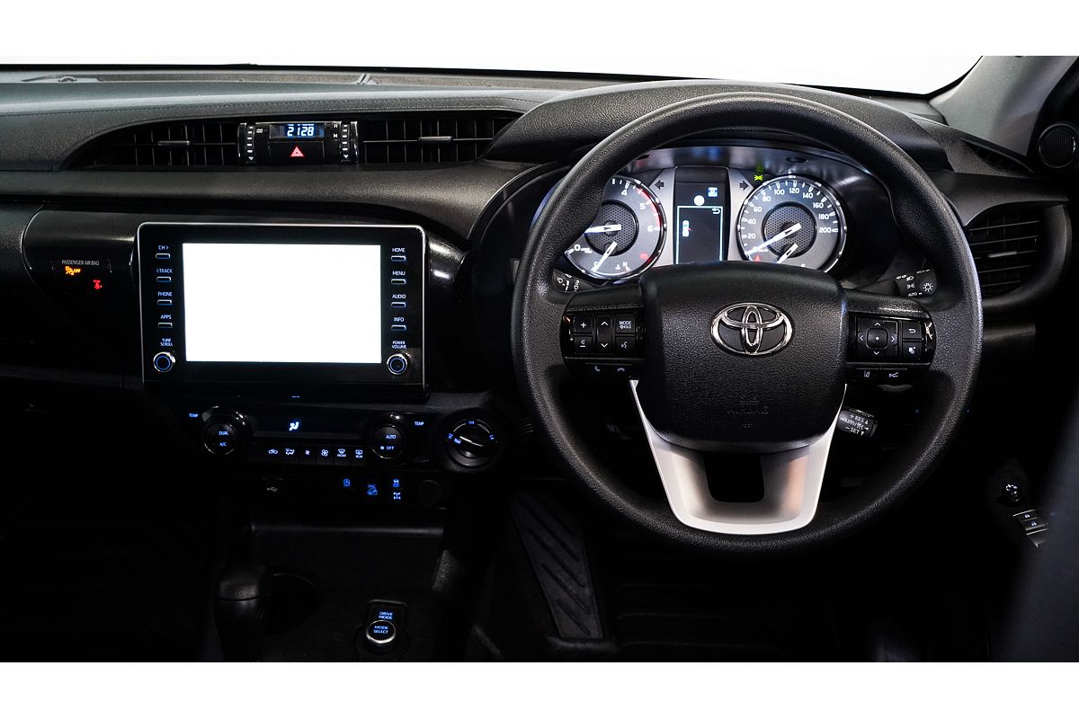 2024 Toyota Hilux SR5 48V GUN126R 4X4