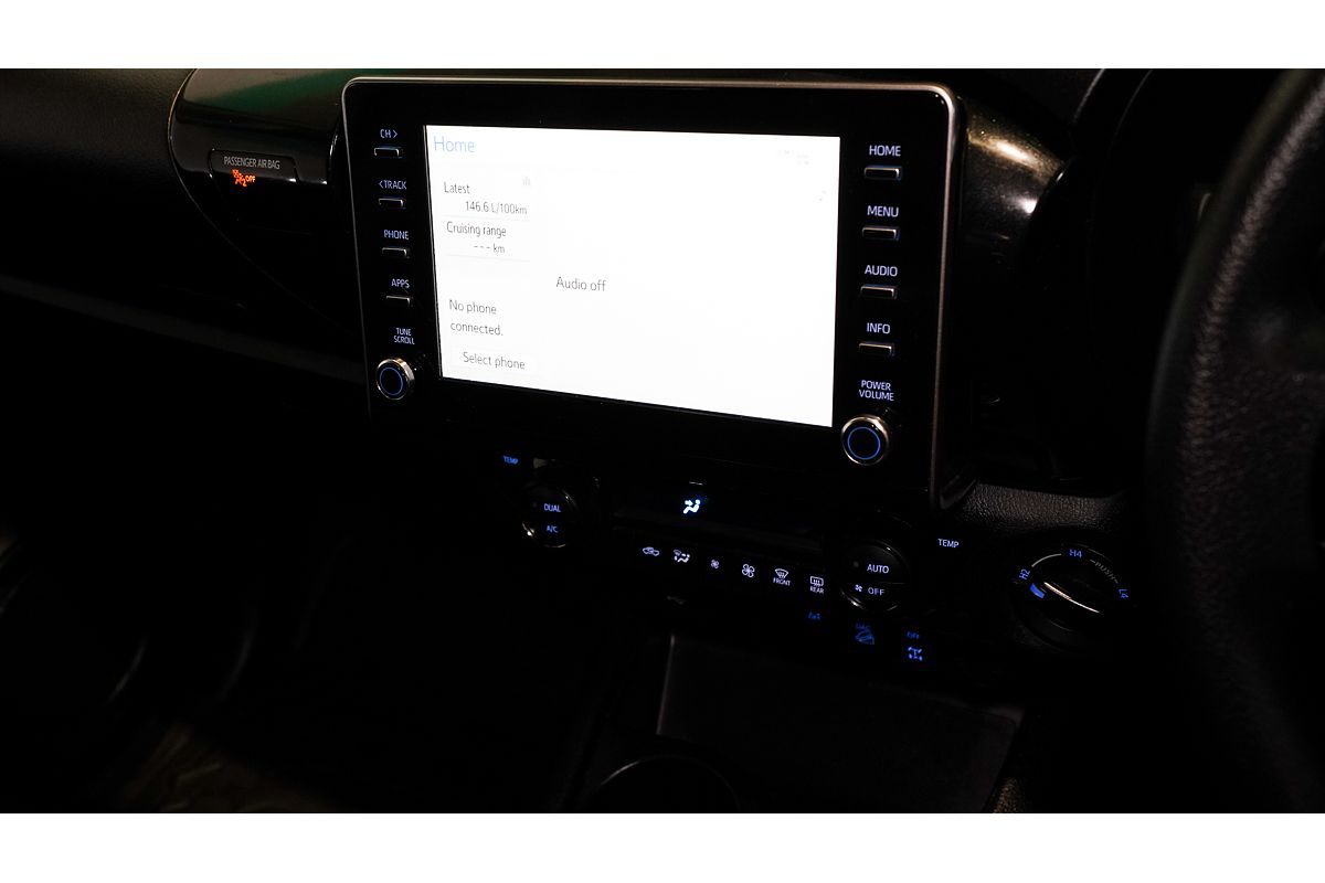2024 Toyota Hilux SR5 48V GUN126R 4X4