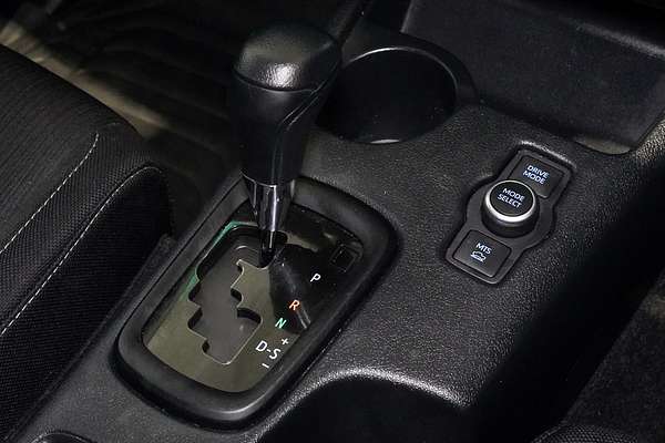 2024 Toyota Hilux SR5 48V GUN126R 4X4