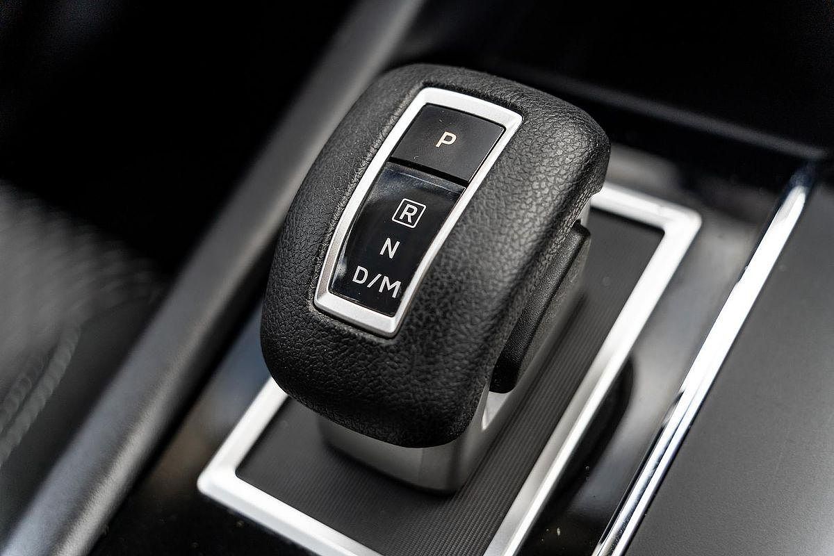 2023 Mitsubishi Outlander ES ZM