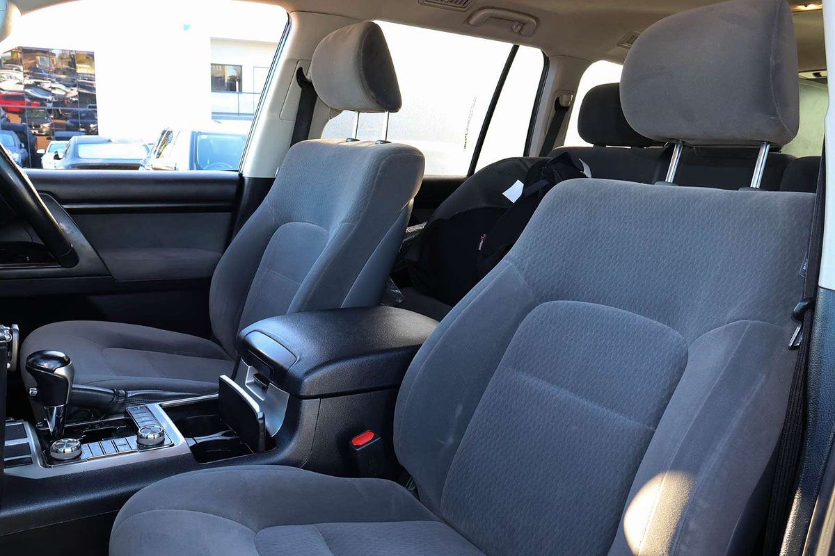 2020 Toyota Landcruiser GXL VDJ200R