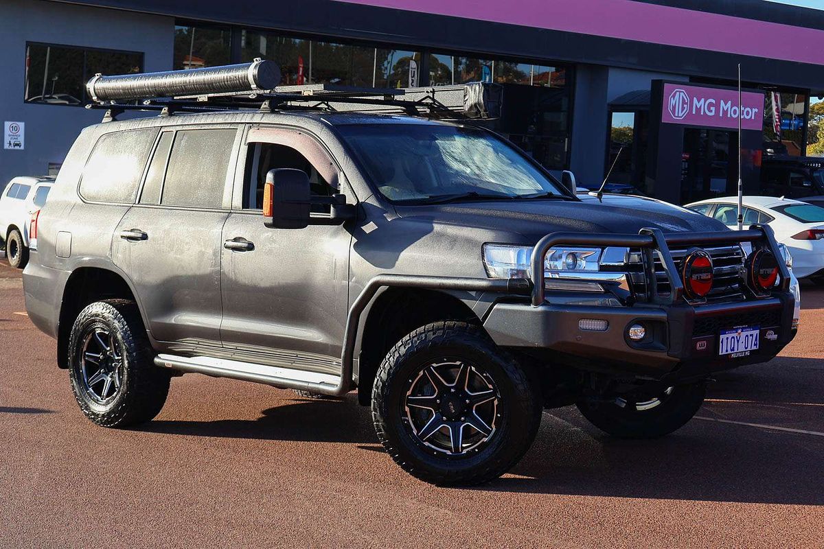 2020 Toyota Landcruiser GXL VDJ200R