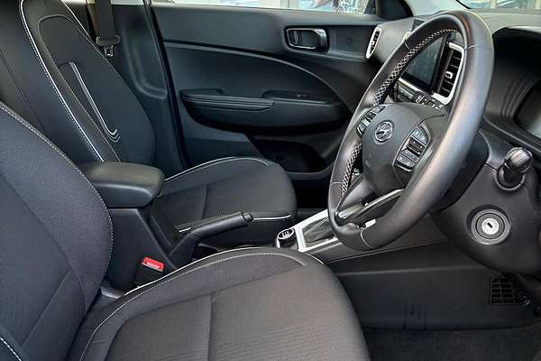 2024 Hyundai Venue Active QX.V5