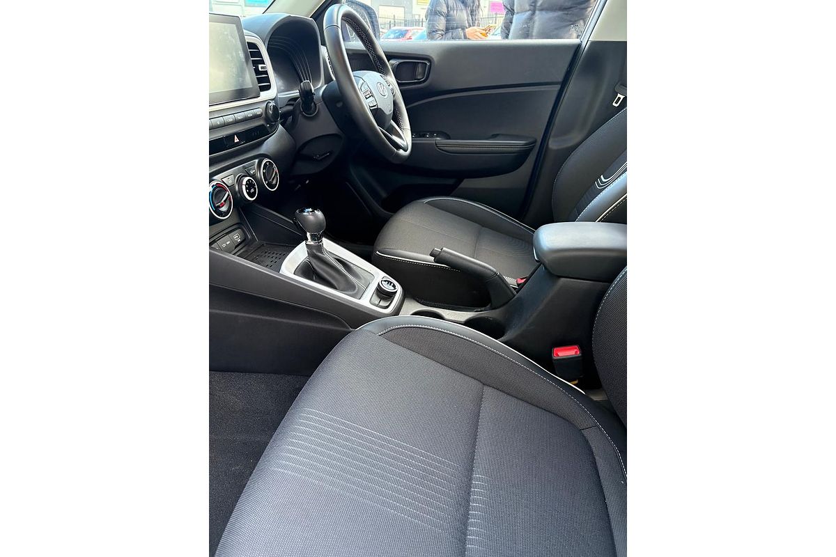 2024 Hyundai Venue Active QX.V5