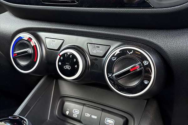 2024 Hyundai Venue Active QX.V5