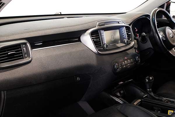 2017 Kia Sorento SLi UM