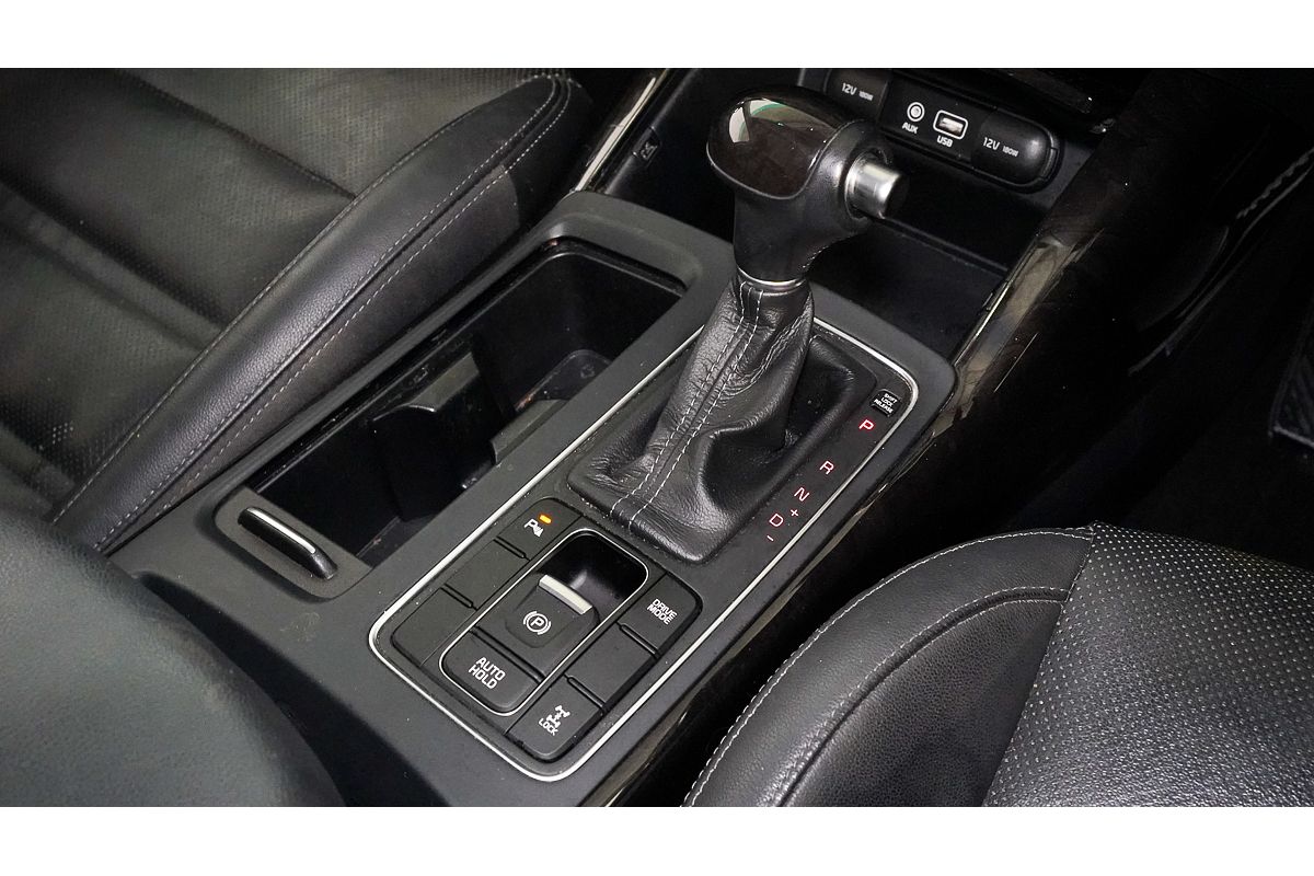2017 Kia Sorento SLi UM