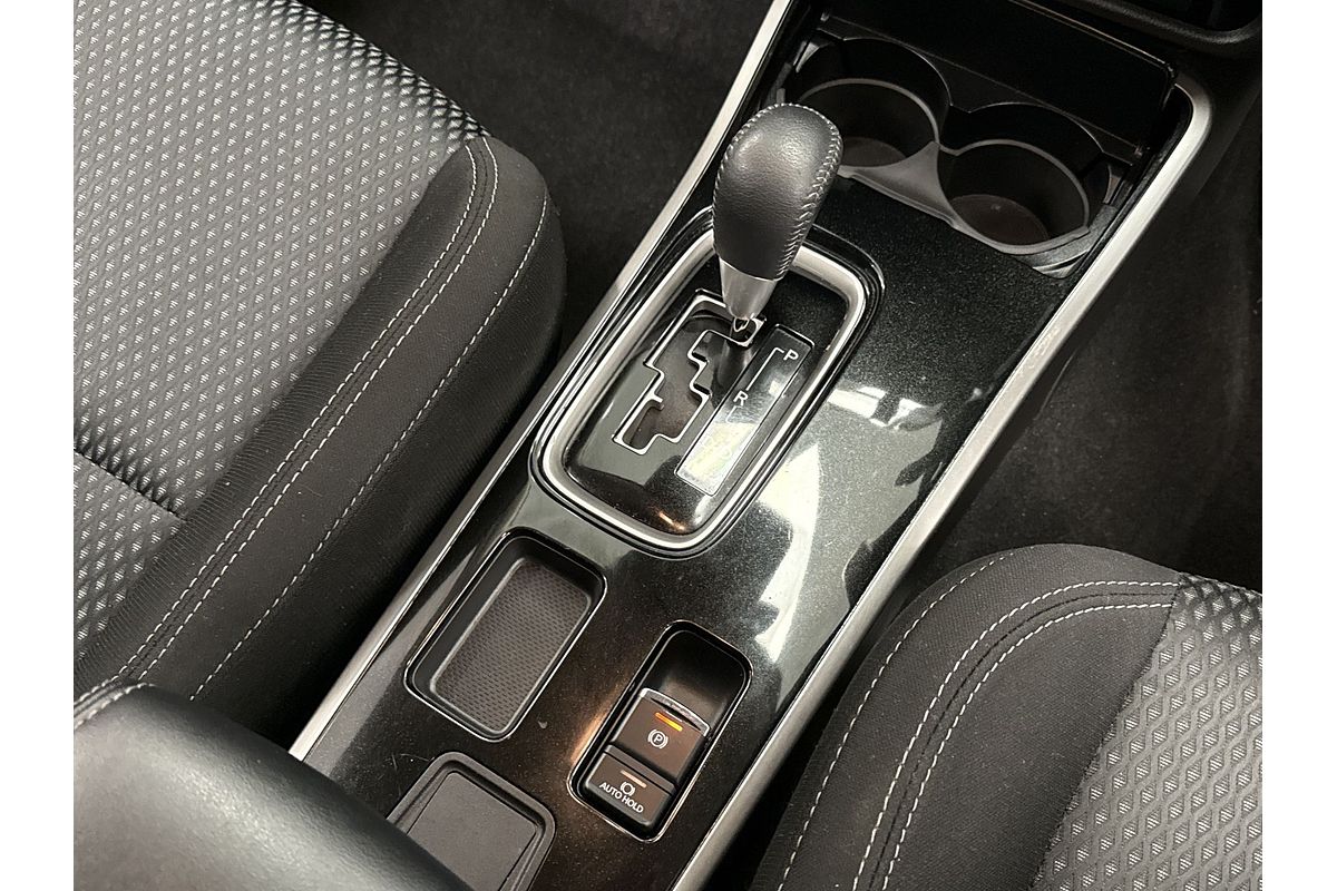 2020 Mitsubishi Outlander ES ZL