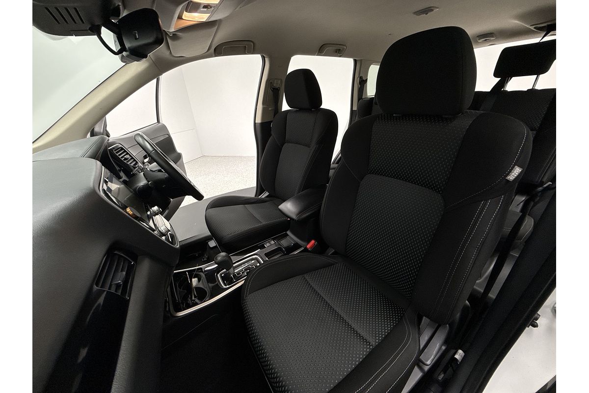 2020 Mitsubishi Outlander ES ZL