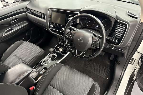 2020 Mitsubishi Outlander ES ZL