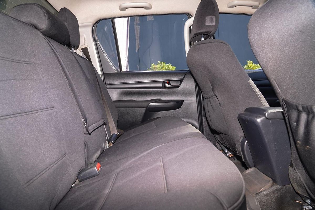 2020 Toyota Hilux SR GUN126R 4X4