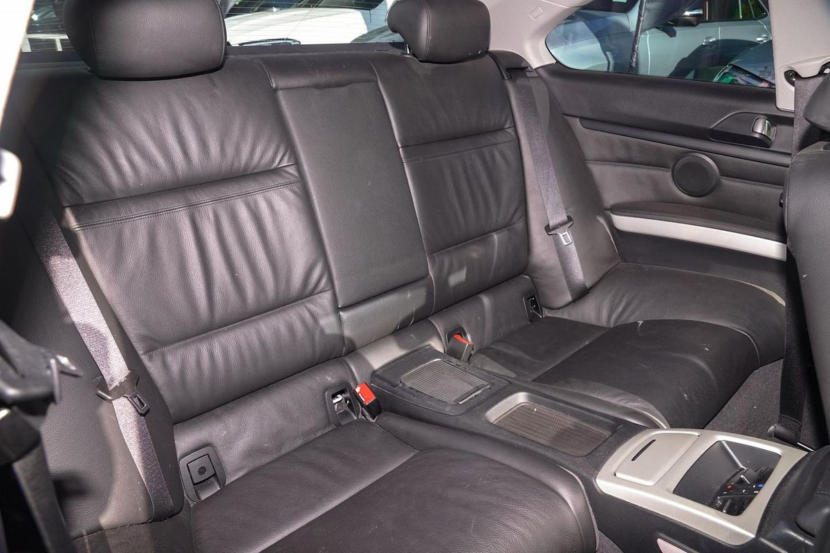 2007 BMW 3 Series 325i E92