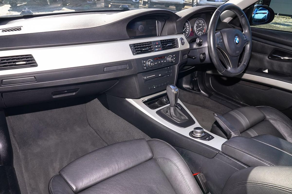 2007 BMW 3 Series 325i E92