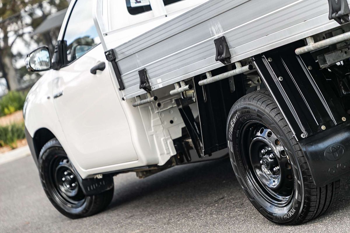 2018 Toyota Hilux Workmate TGN121R Rear Wheel Drive
