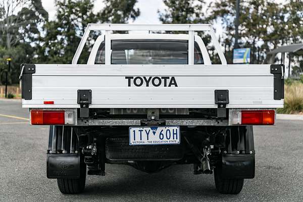 2018 Toyota Hilux Workmate TGN121R Rear Wheel Drive