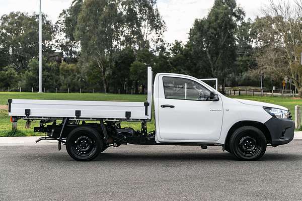 2018 Toyota Hilux Workmate TGN121R Rear Wheel Drive