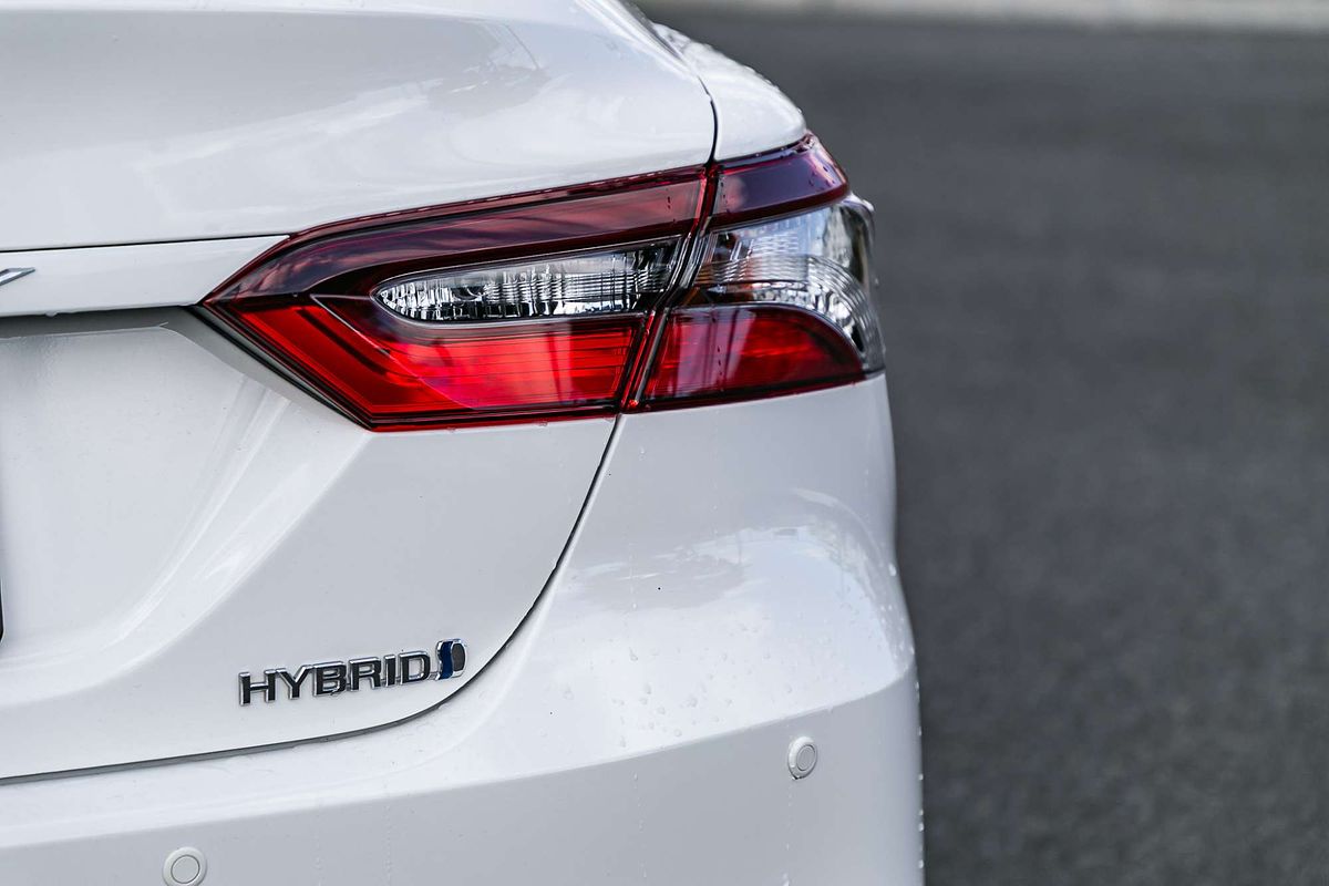 2022 Toyota Camry Ascent AXVH70R