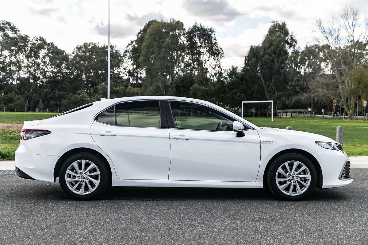 2022 Toyota Camry Ascent AXVH70R