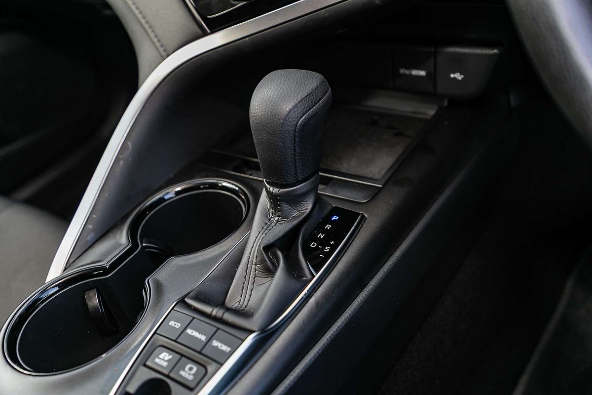 2022 Toyota Camry Ascent AXVH70R