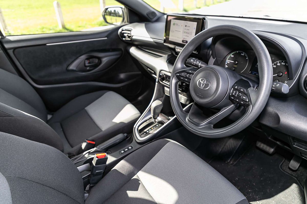 2024 Toyota Yaris Ascent Sport Hybrid MXPH10R