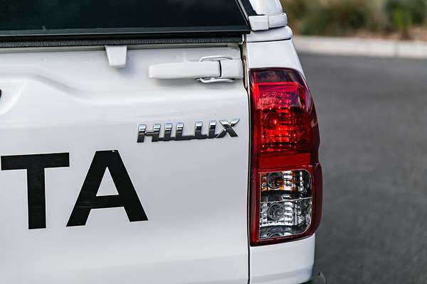 2023 Toyota Hilux SR GUN126R