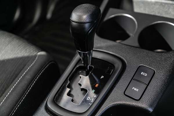 2023 Toyota Hilux SR GUN126R