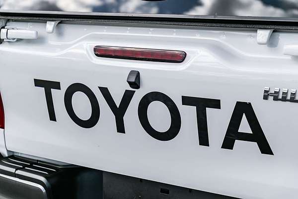 2023 Toyota Hilux SR GUN126R