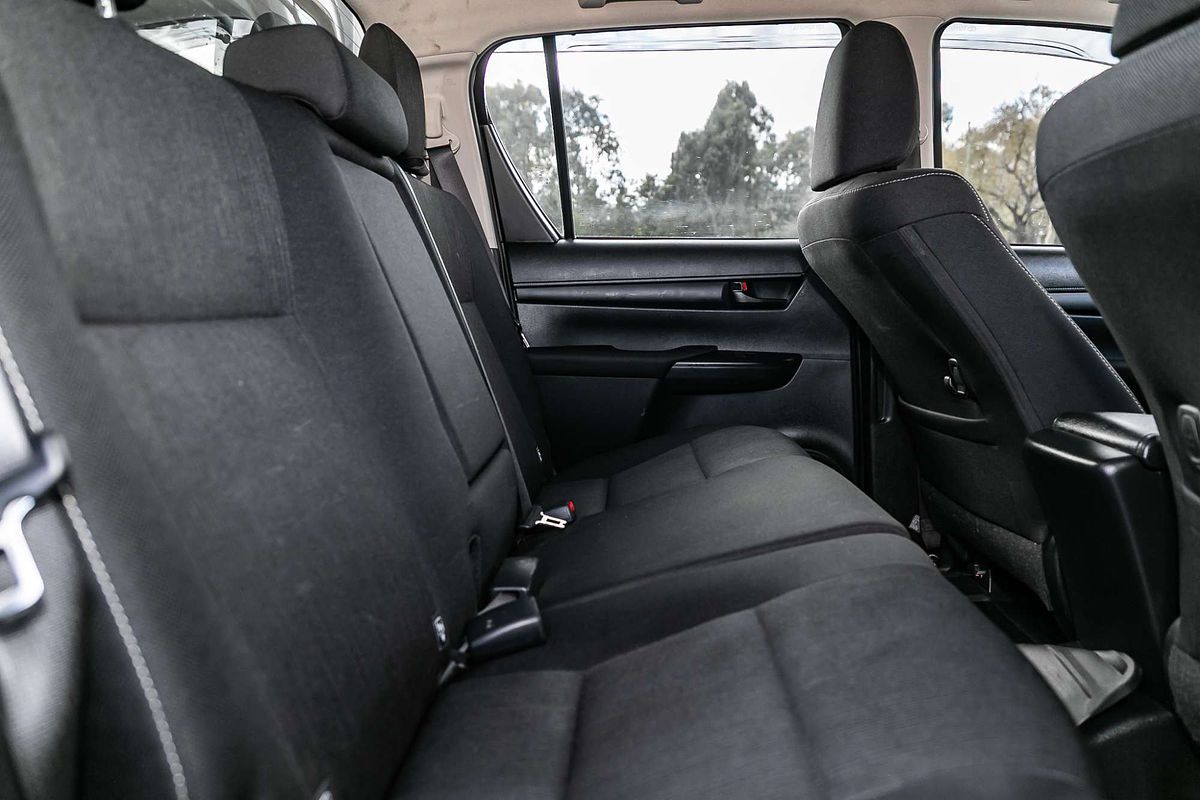 2023 Toyota Hilux SR GUN126R