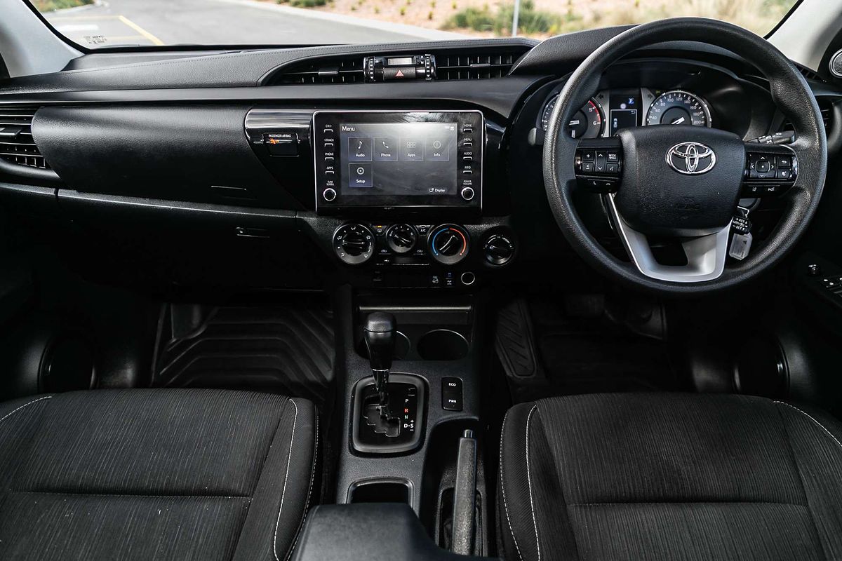 2023 Toyota Hilux SR GUN126R