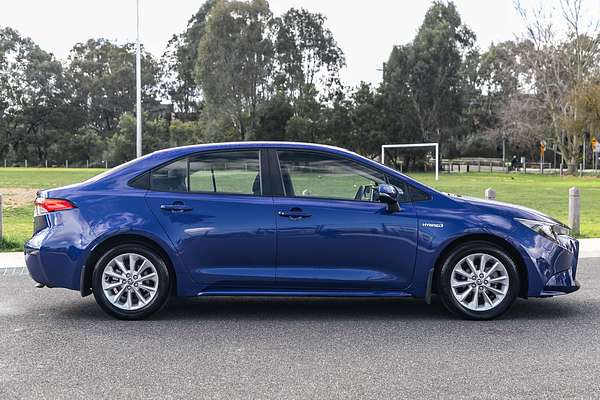 2022 Toyota Corolla Ascent Sport Hybrid ZWE211R