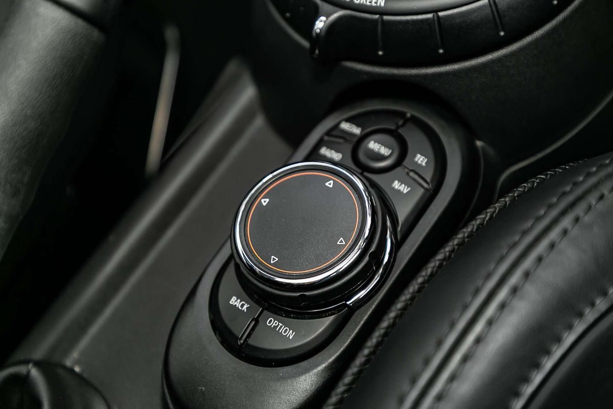 2017 MINI Hatch John Cooper Works F56