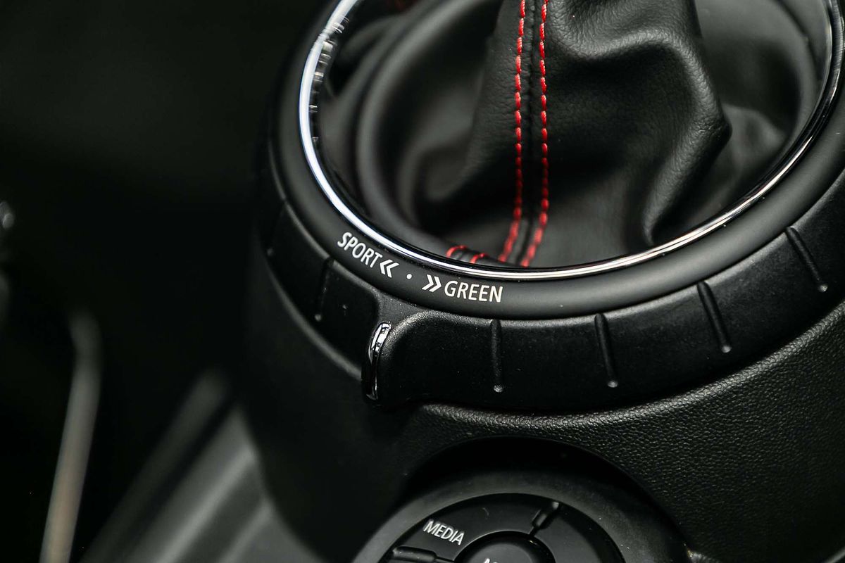 2017 MINI Hatch John Cooper Works F56