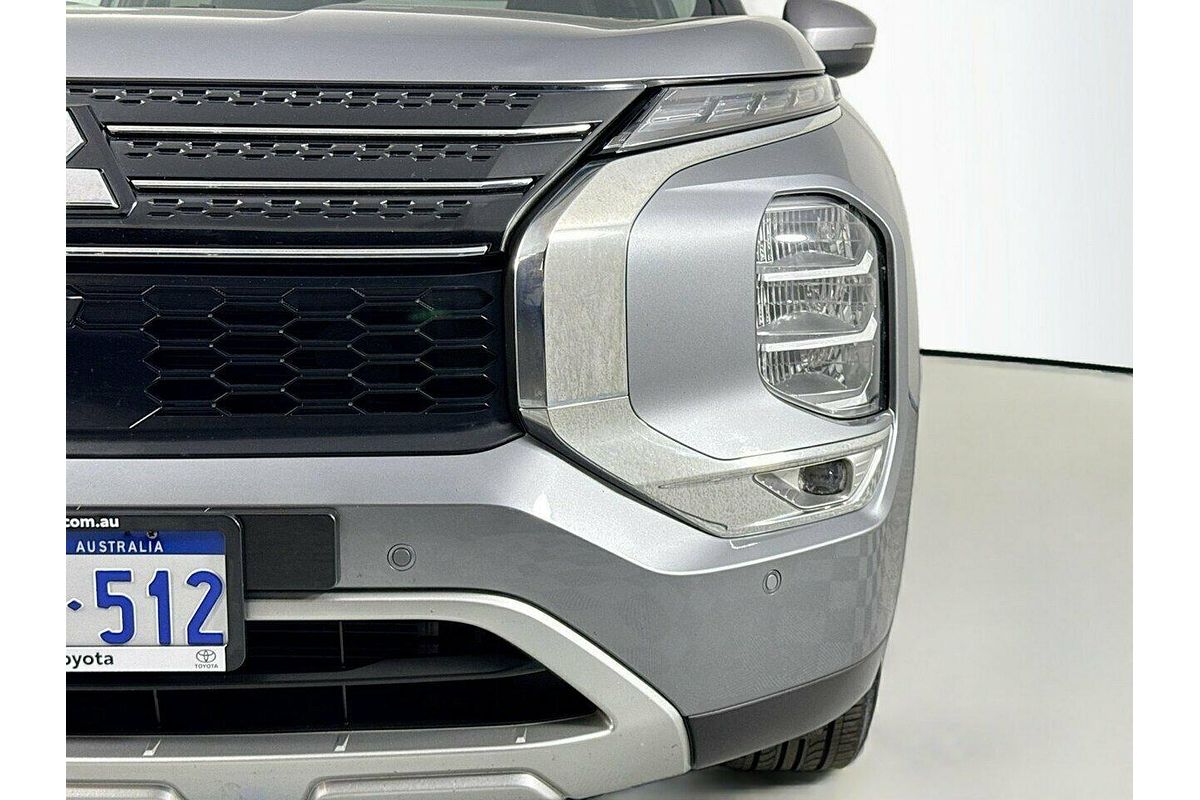 2023 Mitsubishi Outlander LS ZM