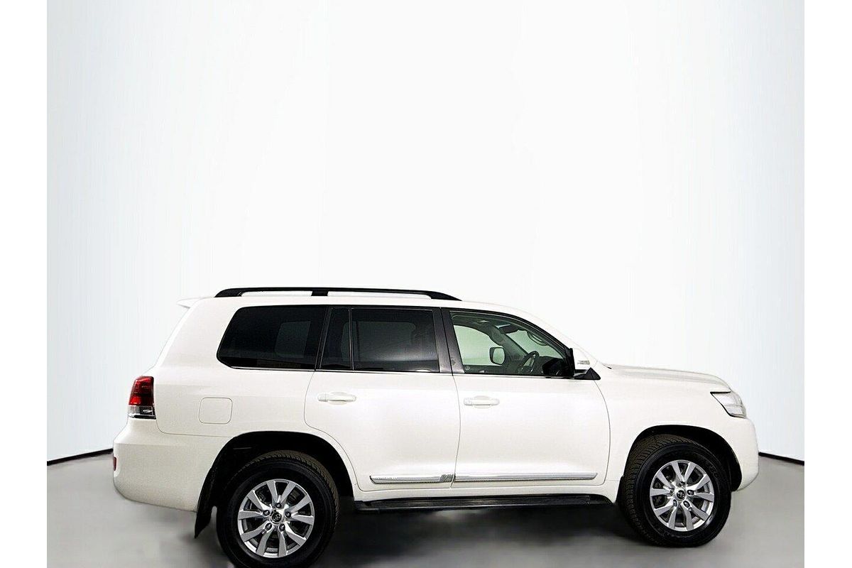 2018 Toyota Landcruiser Sahara VDJ200R