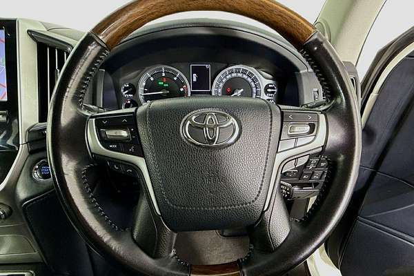 2018 Toyota Landcruiser Sahara VDJ200R