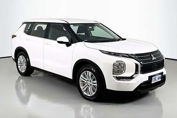 2024 Mitsubishi Outlander ES ZM