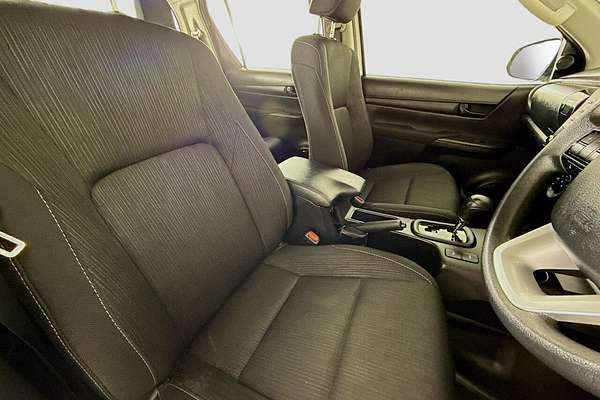 2023 Toyota Hilux SR GUN126R 4X4